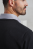 PR400 - 'ESSENTIAL' ACRYLIC MEN'S V-NECK SWEATER Kép 3.